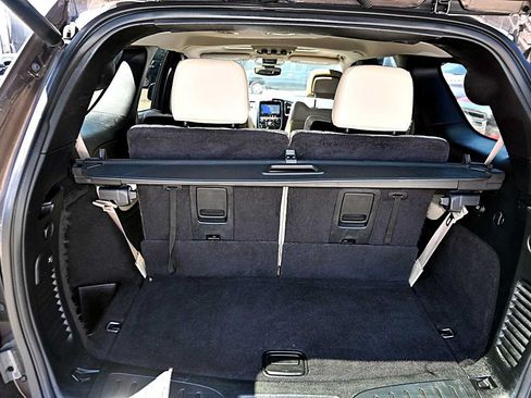 Used 2017 Dodge Durango GT w/ Premium Group RWD image 9