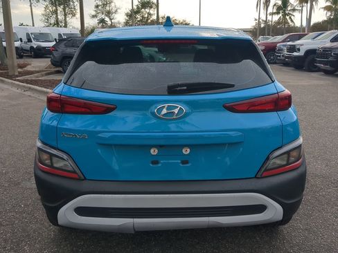 Used 2022 Hyundai Kona SE image 6