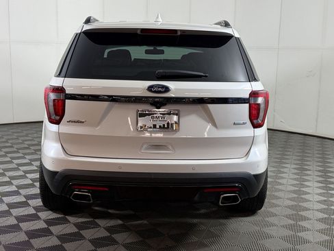 Used 2016 Ford Explorer Sport w/ Equipment Group 401A AWD/4WD image 10