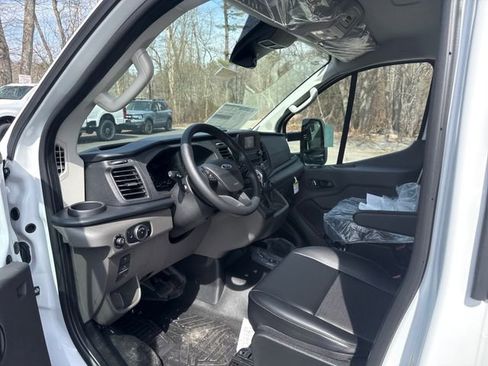 New 2025 Ford Transit 250 Low Roof image 9