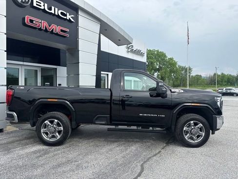 Used 2025 GMC Sierra 3500 SLE w/ SLE Convenience Package AWD/4WD image 8