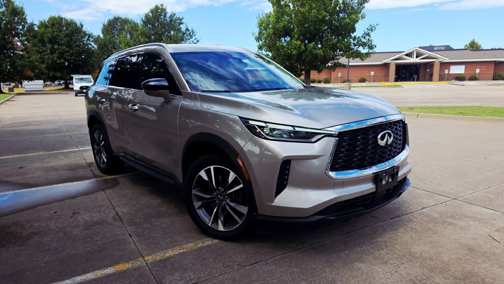 Used 2025 INFINITI QX60 Luxe AWD/4WD image 8