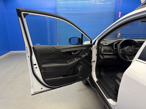 Certified 2025 Subaru Outback Limited image 10