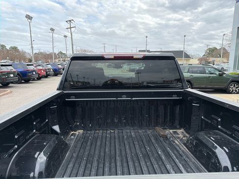 Used 2023 Chevrolet Silverado 1500 LT image 7