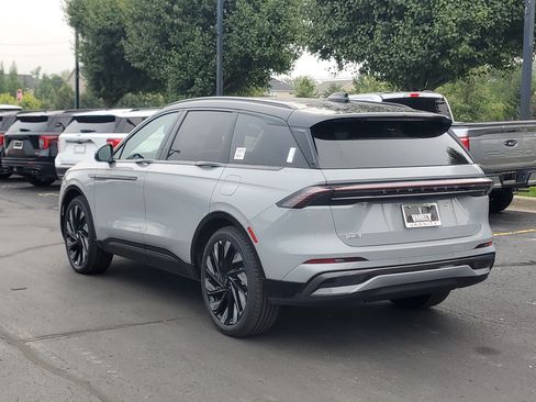 New 2026 Lincoln Nautilus Reserve w/ Jet Appearance Package AWD/4WD image 3