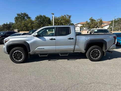 Used 2026 Toyota Tacoma TRD Off-Road w/ TRD Off Road Premium Package AWD/4WD image 2