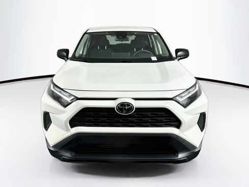 Used 2023 Toyota RAV4 LE FWD image 2
