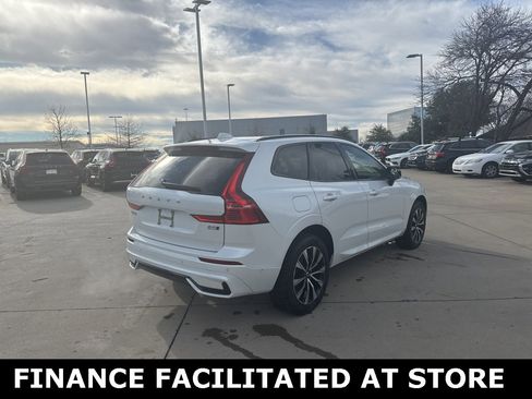 Certified 2025 Volvo XC60 B5 Plus image 5