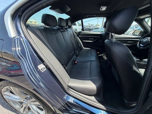 Used 2017 BMW 340i xDrive Sedan AWD/4WD image 13