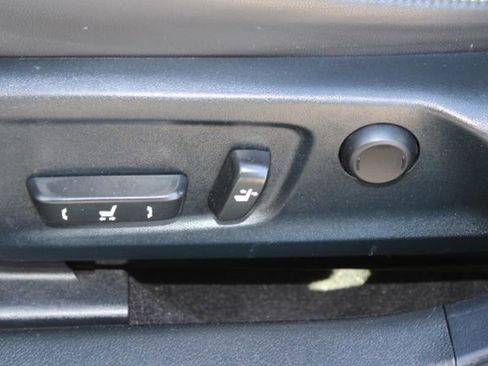 Used 2018 Lexus IS 300 image 34