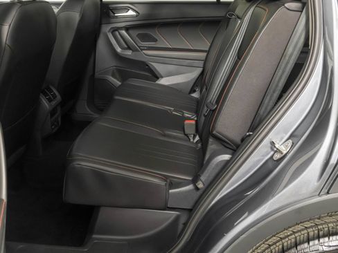 Used 2024 Volkswagen Tiguan Wolfsburg Edition FWD image 34