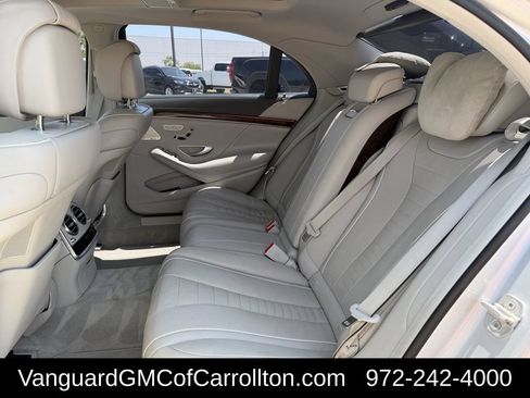 Used 2017 Mercedes-Benz S 550 4MATIC Sedan image 32