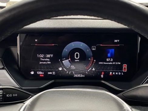 Used 2024 GMC Acadia Elevation image 33