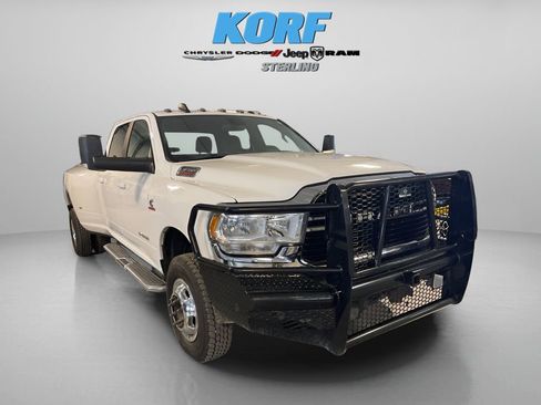Used 2021 RAM 3500 Big Horn image 3