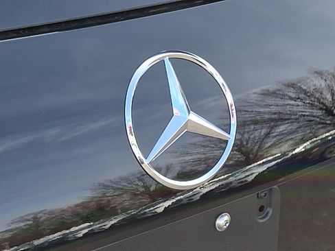 New 2025 Mercedes-Benz GLA 250 4MATIC image 21