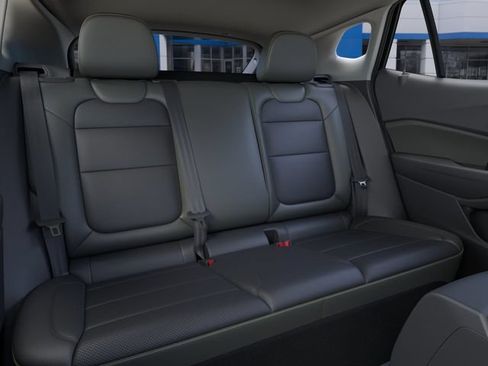 New 2026 Chevrolet Trax ACTIV w/ Sunroof Package FWD image 17