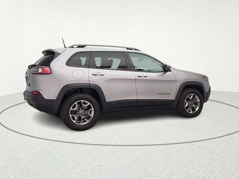 Used 2019 Jeep Cherokee Trailhawk w/ Comfort & Convenience Group image 8