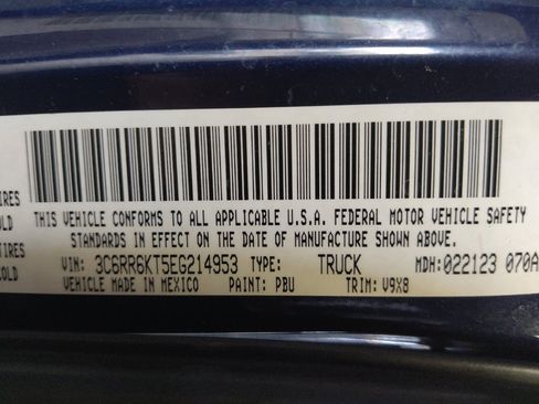 Used 2014 RAM 1500 Express RWD image 33