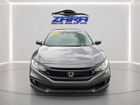 Used 2019 Honda Civic EX image 2