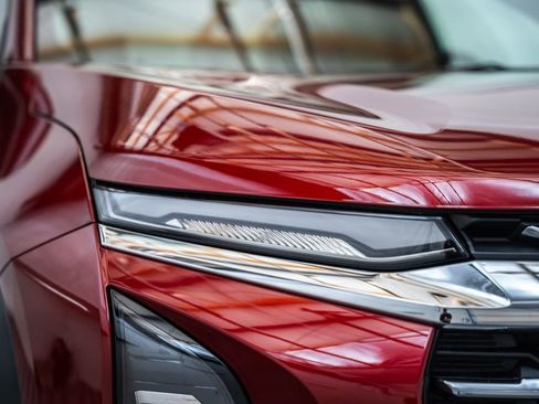 New 2026 Chevrolet Equinox LT AWD/4WD image 14