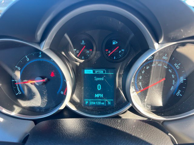Used 2014 Chevrolet Cruze LS FWD image 20