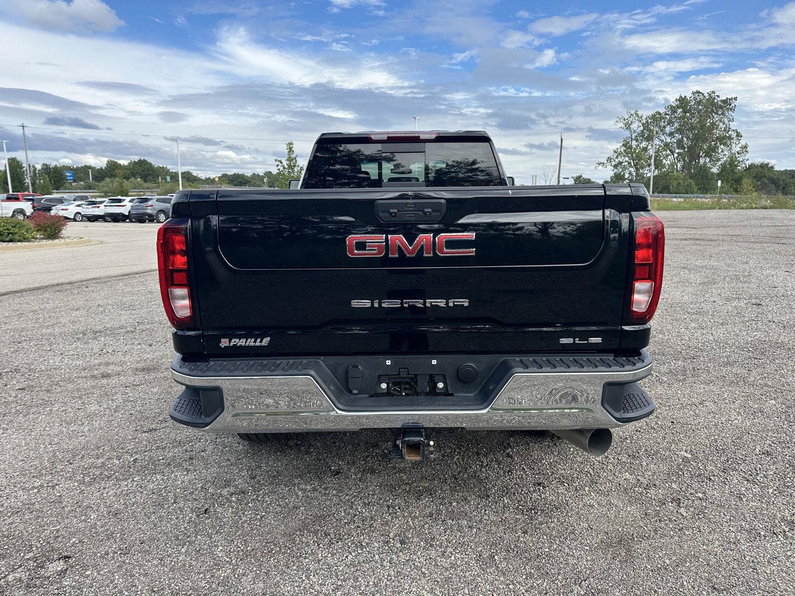 Used 2025 GMC Sierra 2500 SLE w/ Preferred Package AWD/4WD image 24