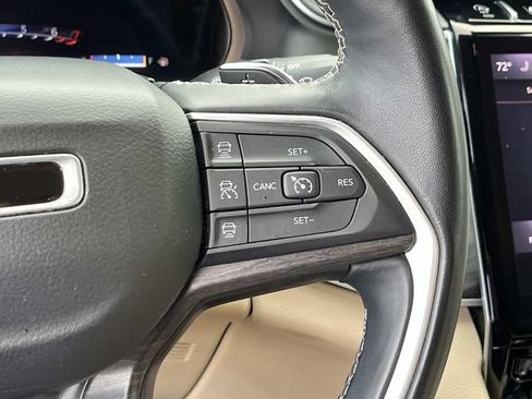 Used 2021 Jeep Grand Cherokee L Limited AWD/4WD image 31