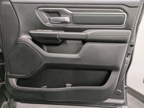 Used 2025 RAM 1500 Big Horn AWD/4WD image 29