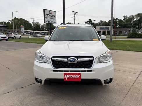 Used 2015 Subaru Forester 2.5i Limited w/ Popular Package #2 AWD/4WD image 2