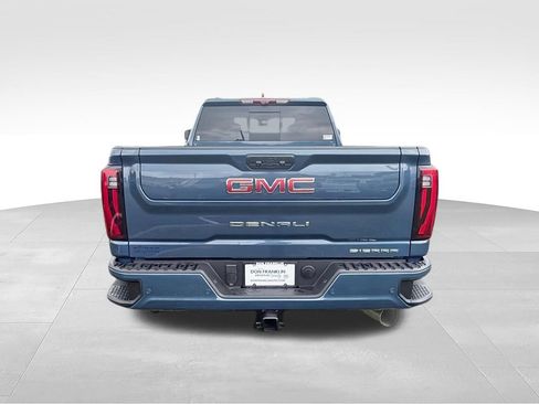 Used 2026 GMC Sierra 2500 Denali w/ Denali Reserve Package AWD/4WD image 7