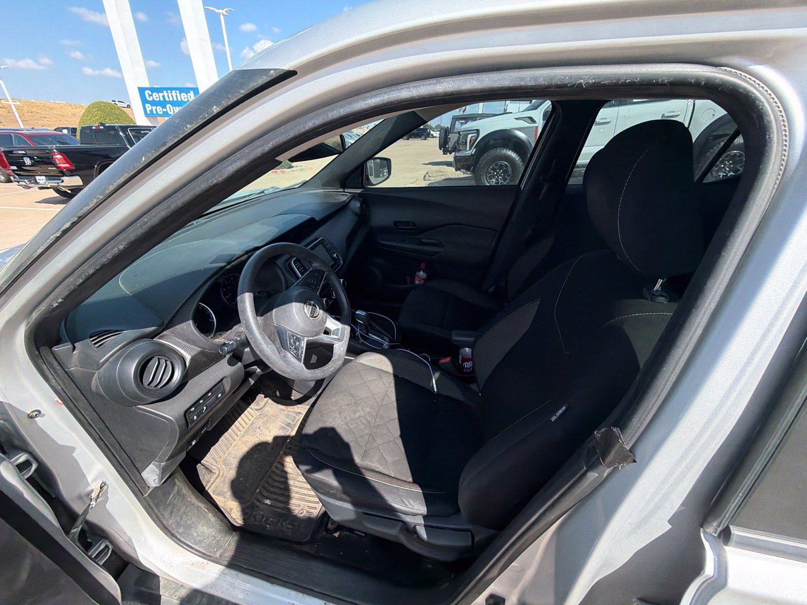 Used 2020 Nissan Kicks S FWD image 5