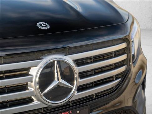 Certified 2026 Mercedes-Benz GLB 250 4MATIC image 7