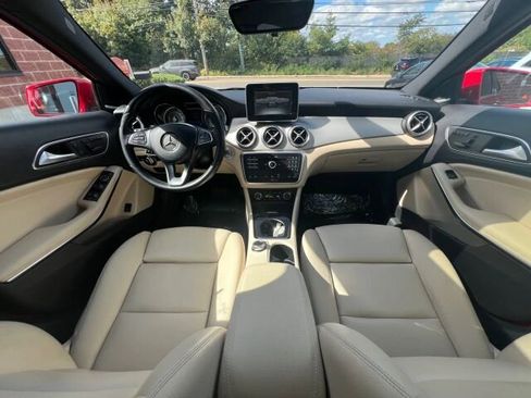 Used 2017 Mercedes-Benz GLA 250 4MATIC image 15