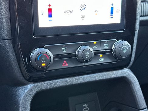 New 2025 Ford Ranger XLT w/ FX4 Off-Road Package AWD/4WD image 21