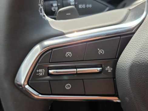 New 2026 Chevrolet Traverse LT w/ Midnight/Sport Edition FWD image 14