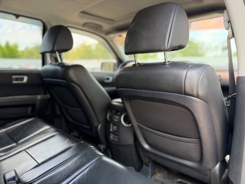 Used 2013 Honda Pilot Touring image 23