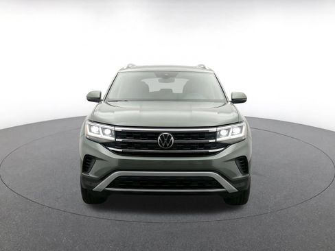 Used 2026 Volkswagen Atlas SE FWD image 2