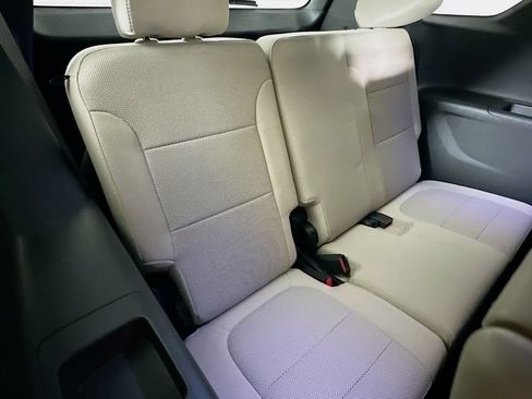 Used 2023 Chevrolet Traverse LS w/ Safety Package FWD image 33