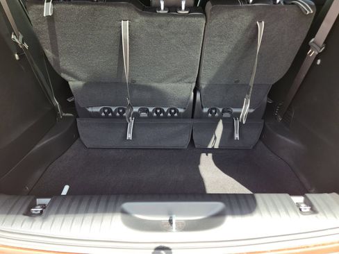 New 2026 Chrysler Pacifica Select FWD image 26