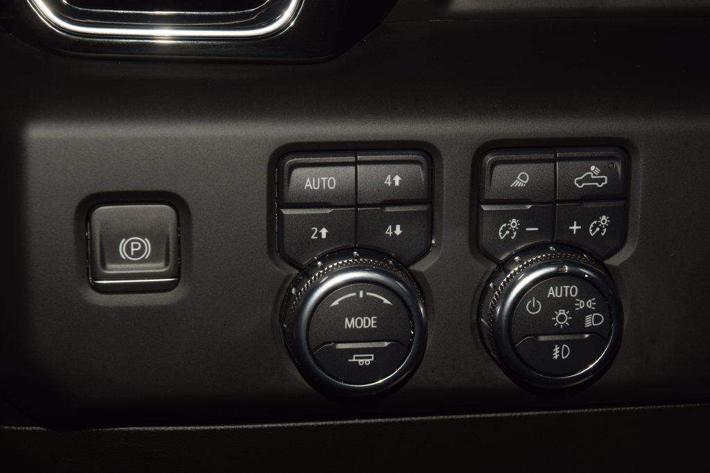Used 2024 GMC Sierra 1500 Denali Ultimate AWD/4WD image 38