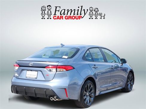 Certified 2025 Toyota Corolla SE image 4