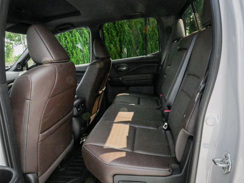 Used 2024 Honda Ridgeline RTL image 8