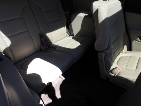 Used 2017 GMC Acadia Denali w/ Technology Package image 12