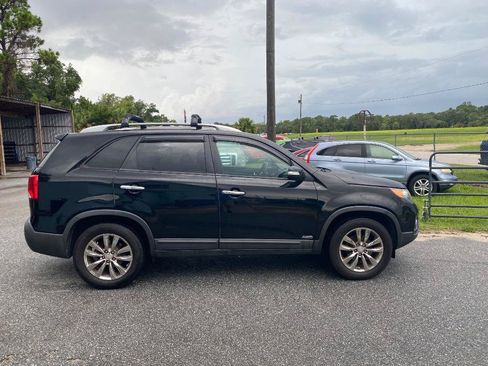 Used 2011 Kia Sorento EX w/ Premium Pkg AWD/4WD image 6