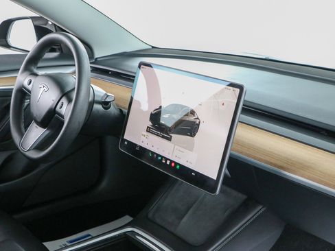 Used 2023 Tesla Model 3 Performance AWD/4WD image 23