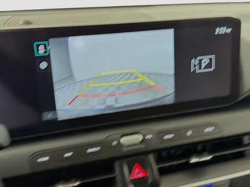 Used 2025 Kia K4 FWD image 17