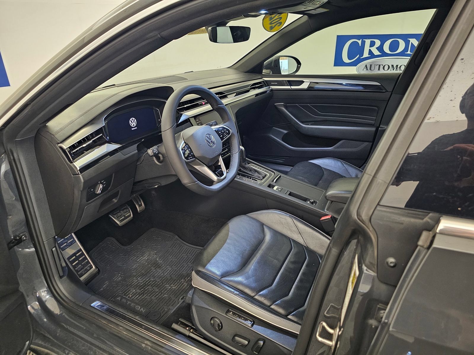 Used 2021 Volkswagen Arteon SEL Premium AWD/4WD image 3