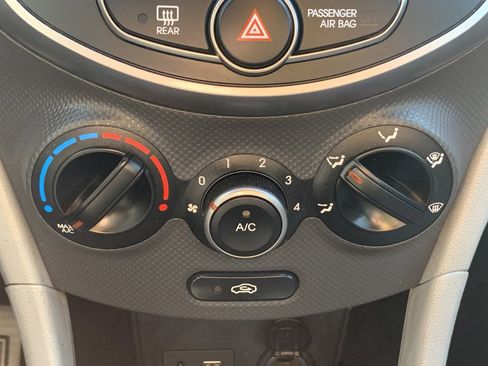 Used 2017 Hyundai Accent Value Edition image 18