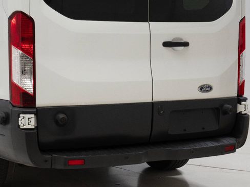 Used 2015 Ford Transit 350 XLT RWD image 14