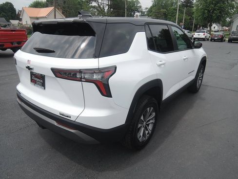 New 2026 Chevrolet Equinox LT w/ Convenience Package II image 9